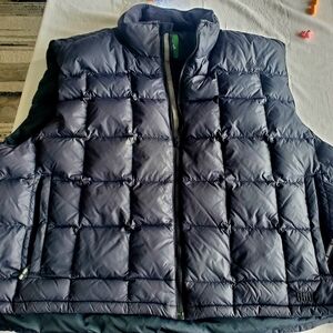 Cabela's Men's Navy Quilted Puffer Vest